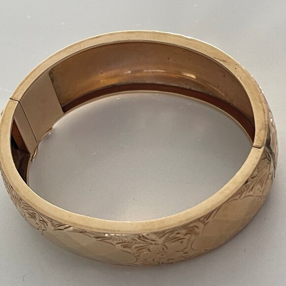 Solid Gold 14K Bangle Bracelet - Picture 9 of 9